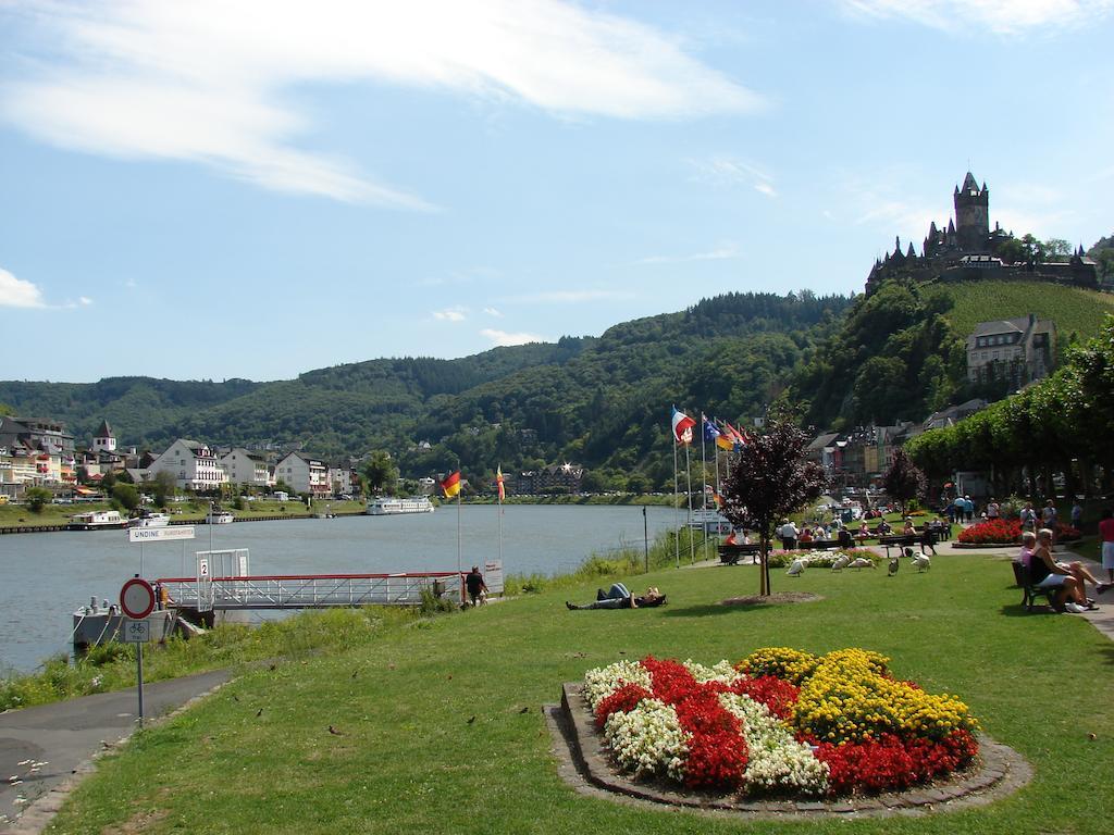 Pension Elisabeth Cochem Exteriör bild
